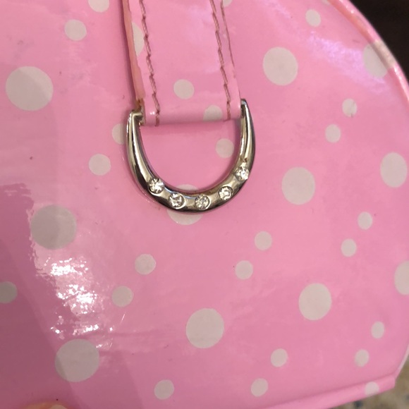 FREE Mini Hardshell Jewelry Case - Picture 6 of 8